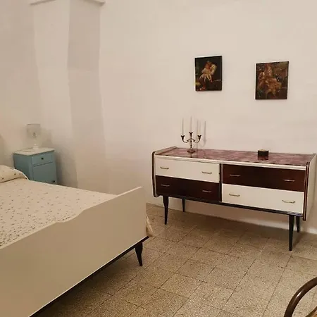 Casa Vacanza Zi' Chicchina Holiday home *